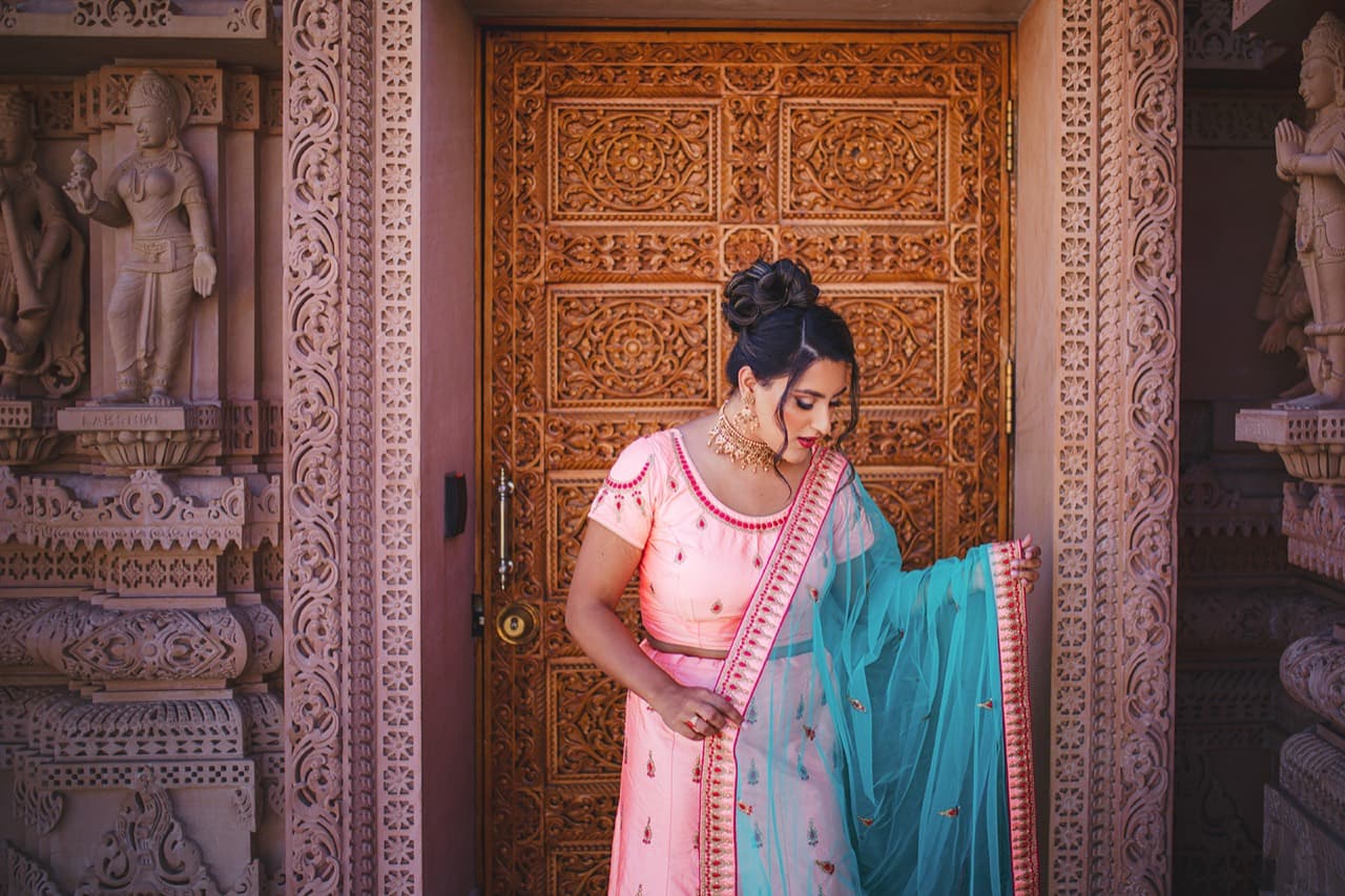 BAPS Chino Hills Engagement Photo Guide, gallery photograph 2