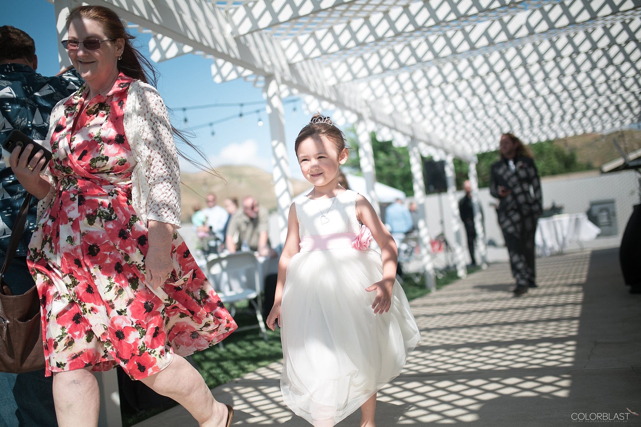 Los angeles backyard - destination wedding photography by ColorBlast Weddings